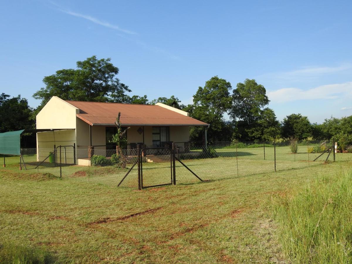 Votadini Country Cottages Magaliesburg Exterior foto